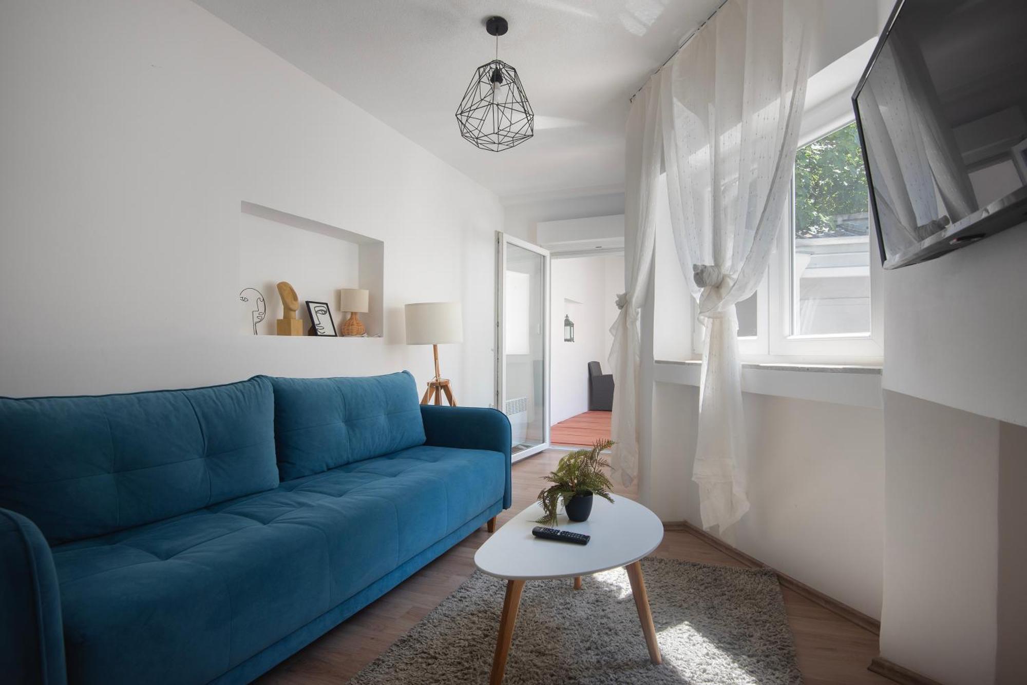 D&A City Center Apartments With Free Parking Pula Buitenkant foto
