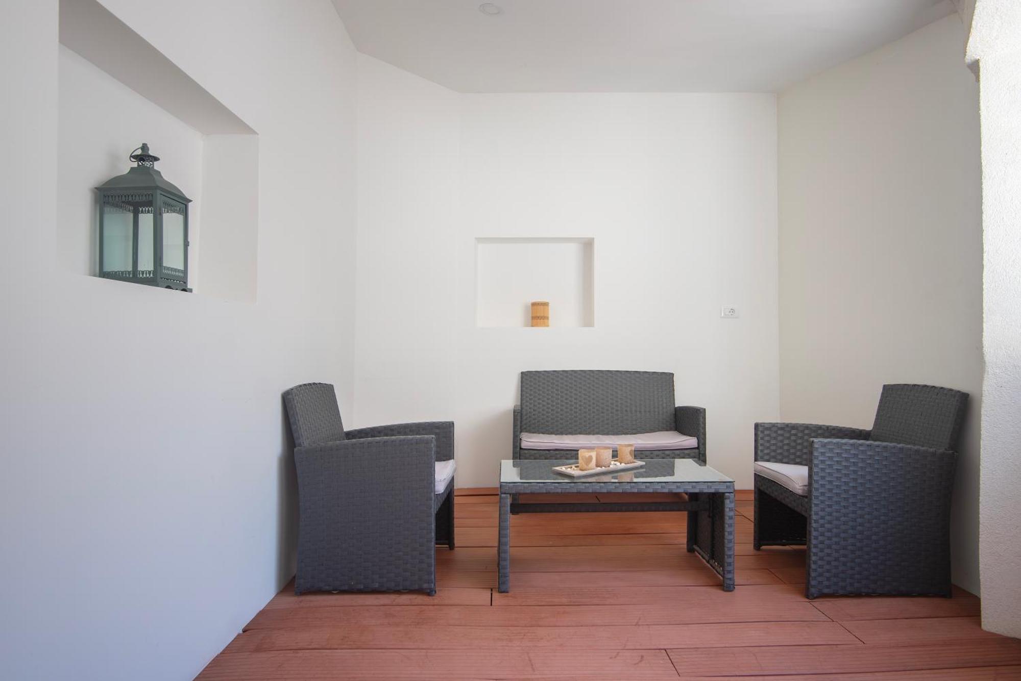 D&A City Center Apartments With Free Parking Pula Buitenkant foto