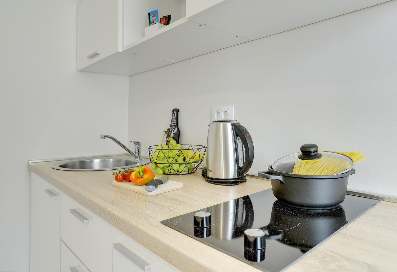D&A City Center Apartments With Free Parking Pula Buitenkant foto